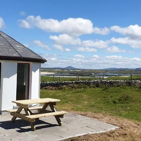 Beach Cottage, Mannin